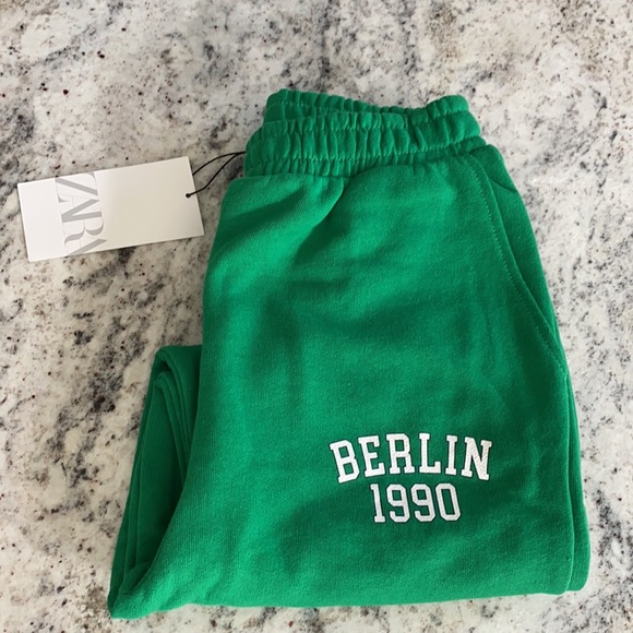 𝗡𝗪𝗧 𝗭𝗮𝗿𝗮 • Varsity Jogger Pants - Picture 15 of 16